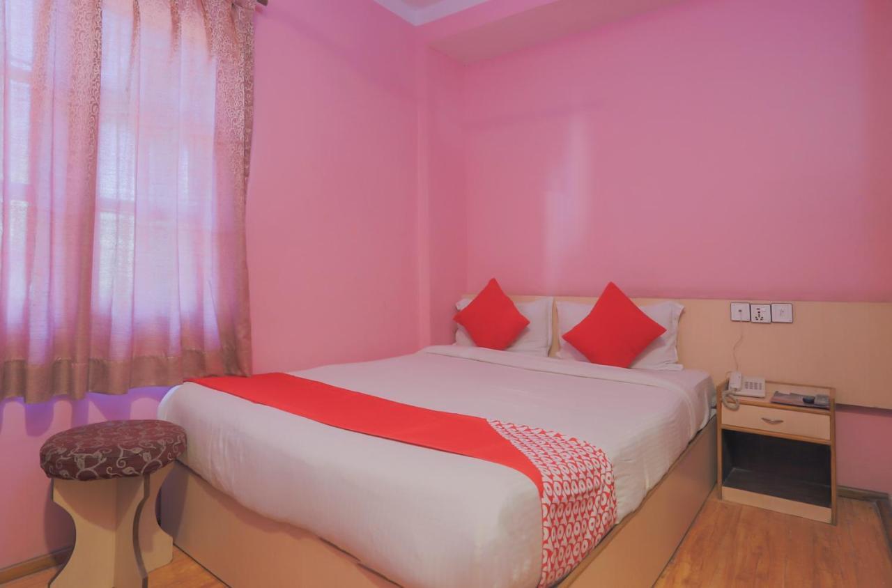 Oyo 789 Hotel Shivam Plaza 카트만두 외부 사진
