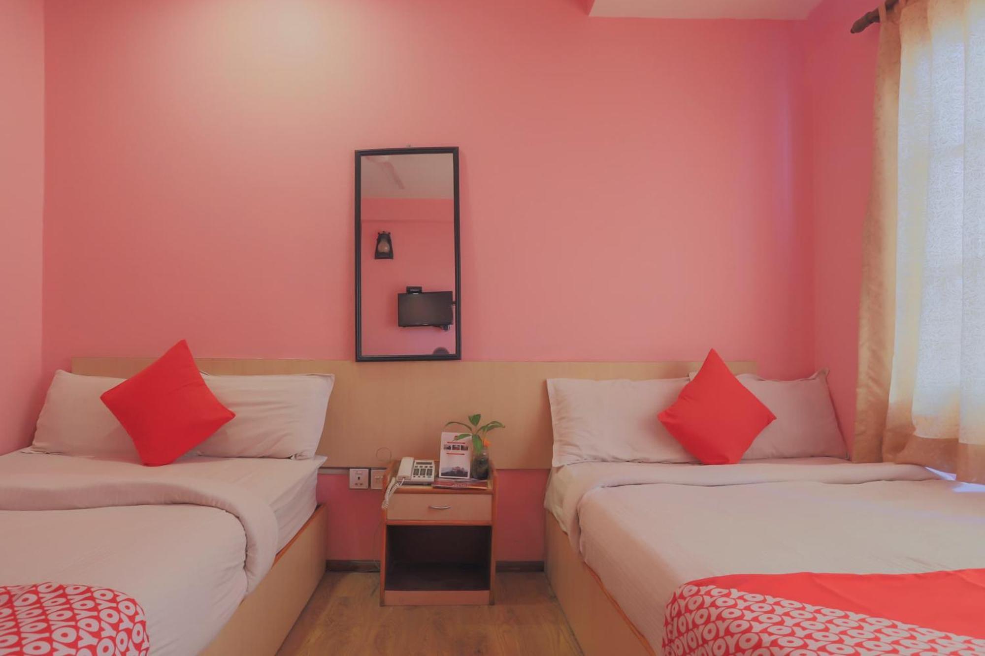 Oyo 789 Hotel Shivam Plaza 카트만두 외부 사진
